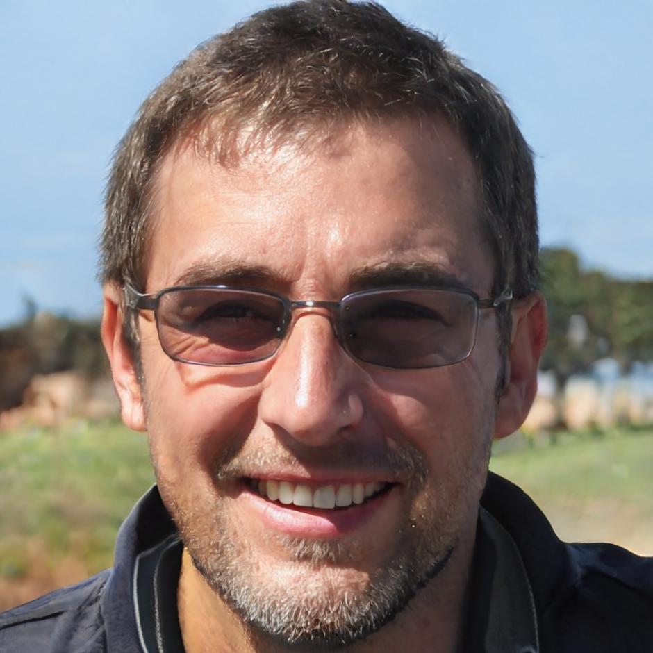 Portrait de Marc Dubois, expert en investissement
